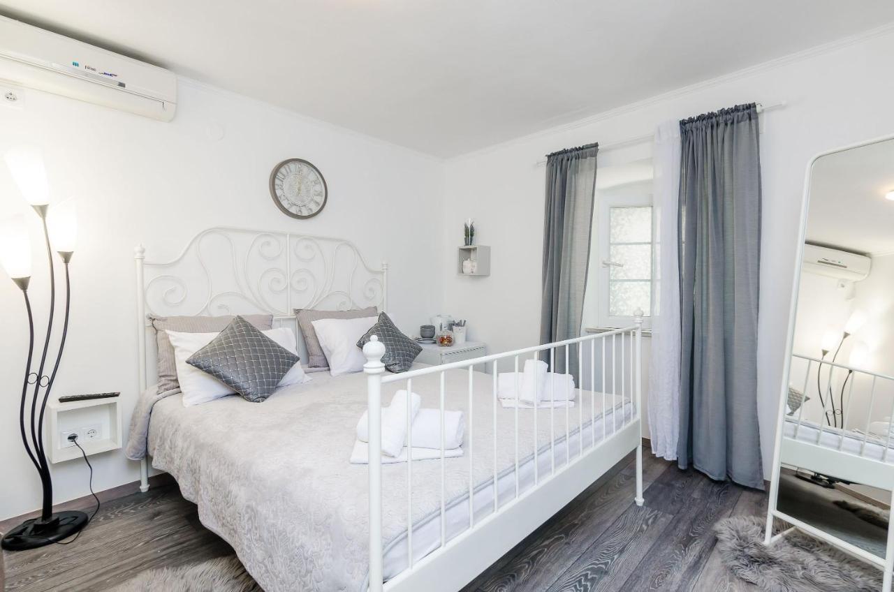 Note Bene Rooms Дубровник Екстериор снимка